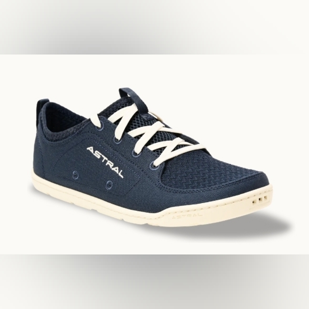 Astral Loyak Size: 5 Black Casual Shoes NIB